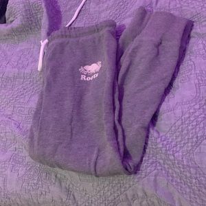 shawn mendes roots sweats